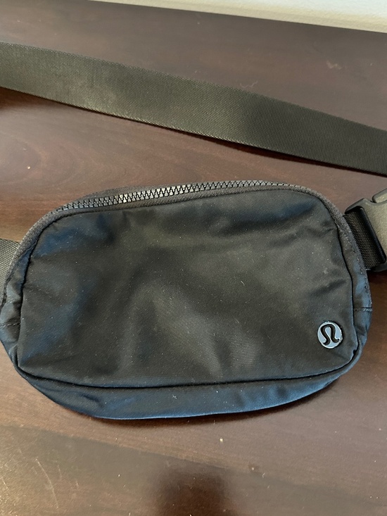 Lululemon Handbags - Lululemon Black Nylon Fanny, Waist Pack